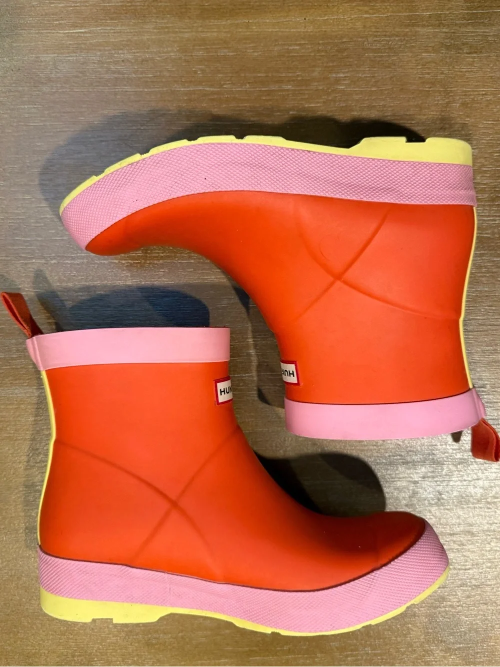 Hunter Kids Play Boots Red Tang/Pink Fizz/Zesty Yellow Size US 3 UK 2 EUR 34